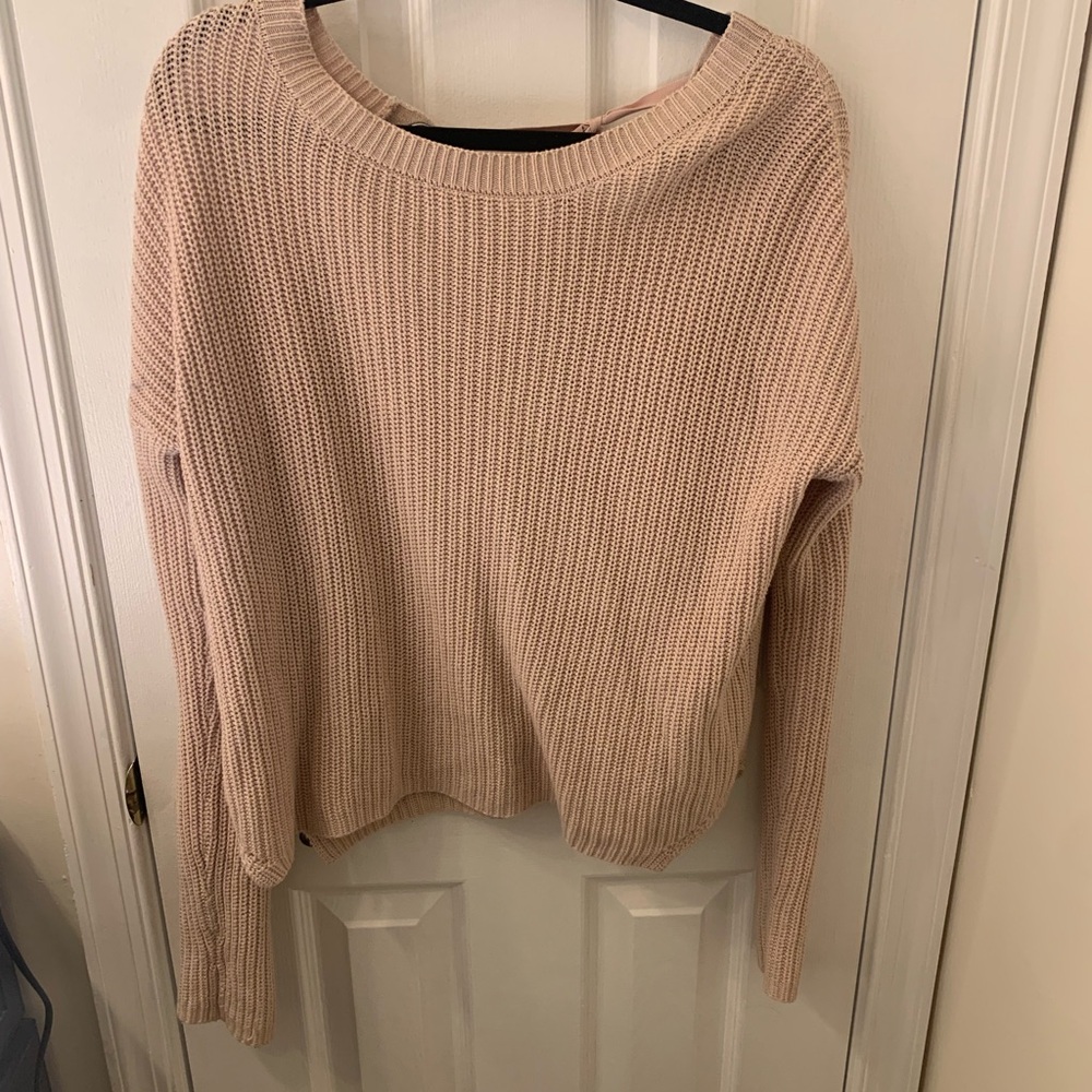 Women's light pink Sweater